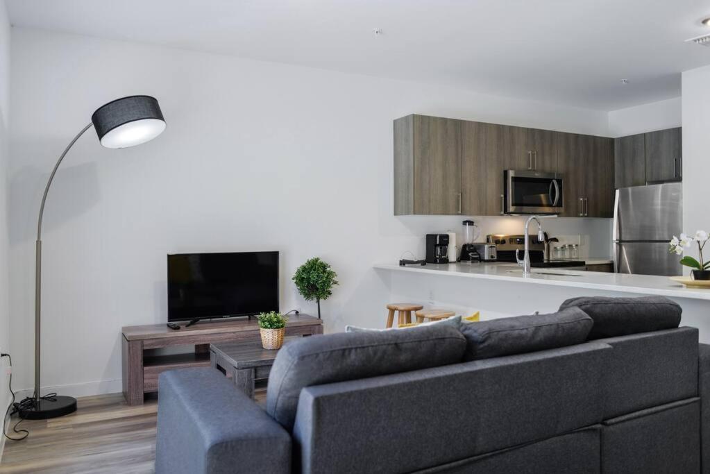 Awesome Townhouse 15 Minutes From The Beach Miami Exterior photo