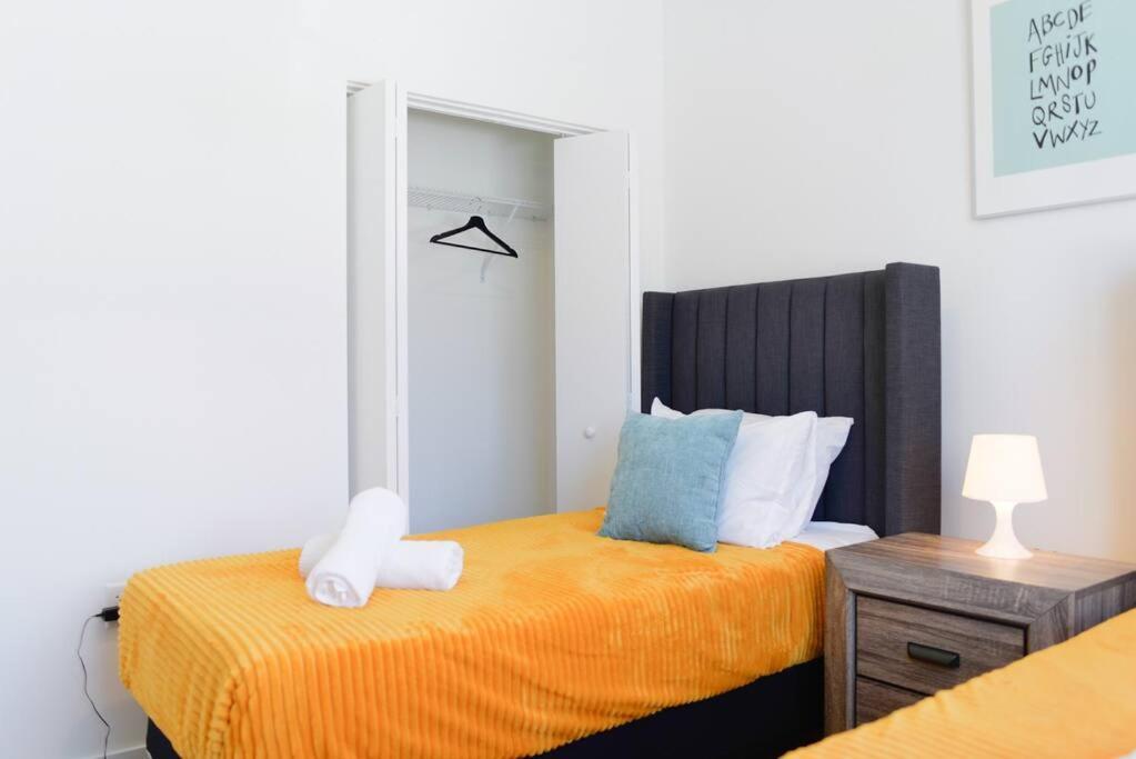 Awesome Townhouse 15 Minutes From The Beach Miami Exterior photo